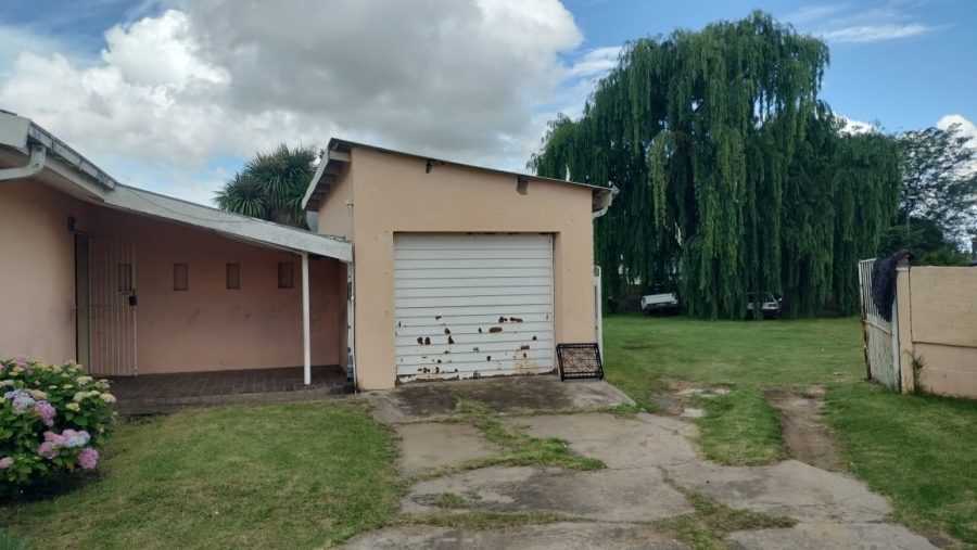 3 Bedroom Property for Sale in Ladybrand Free State
